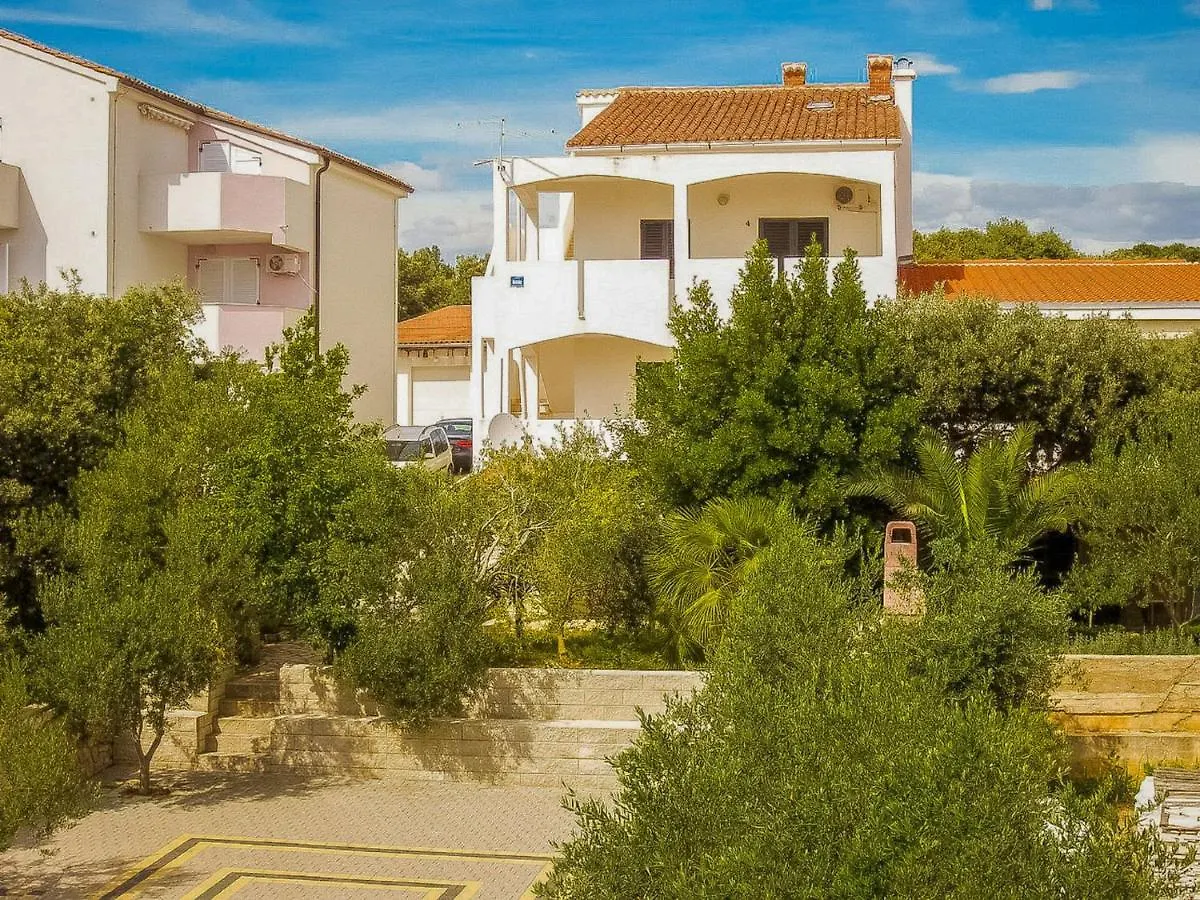 Apartment Barbara-1 0*, Mandre Croatia